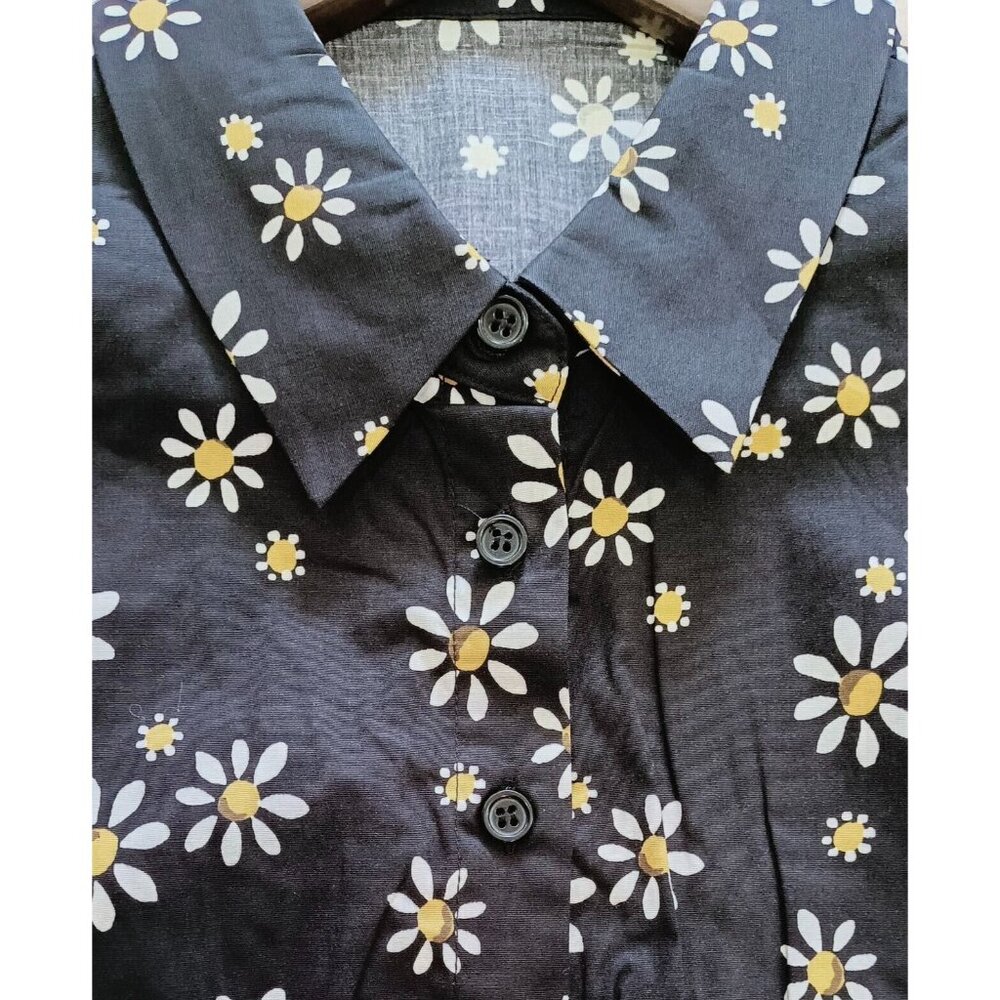 NWOT Daisy Print Dress Size 6 Floral Print Short Sleeve Mini Dress Black - Picture 4 of 7